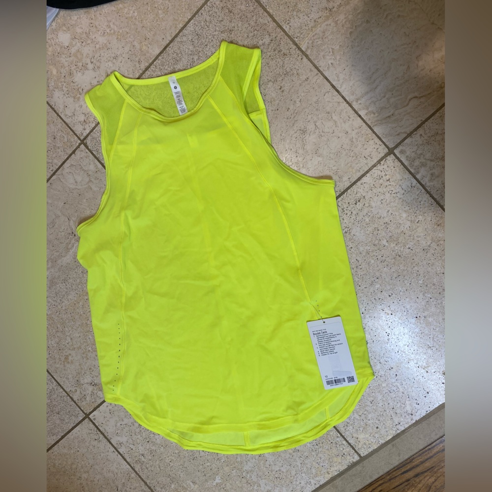 Lululemon sculpt tank